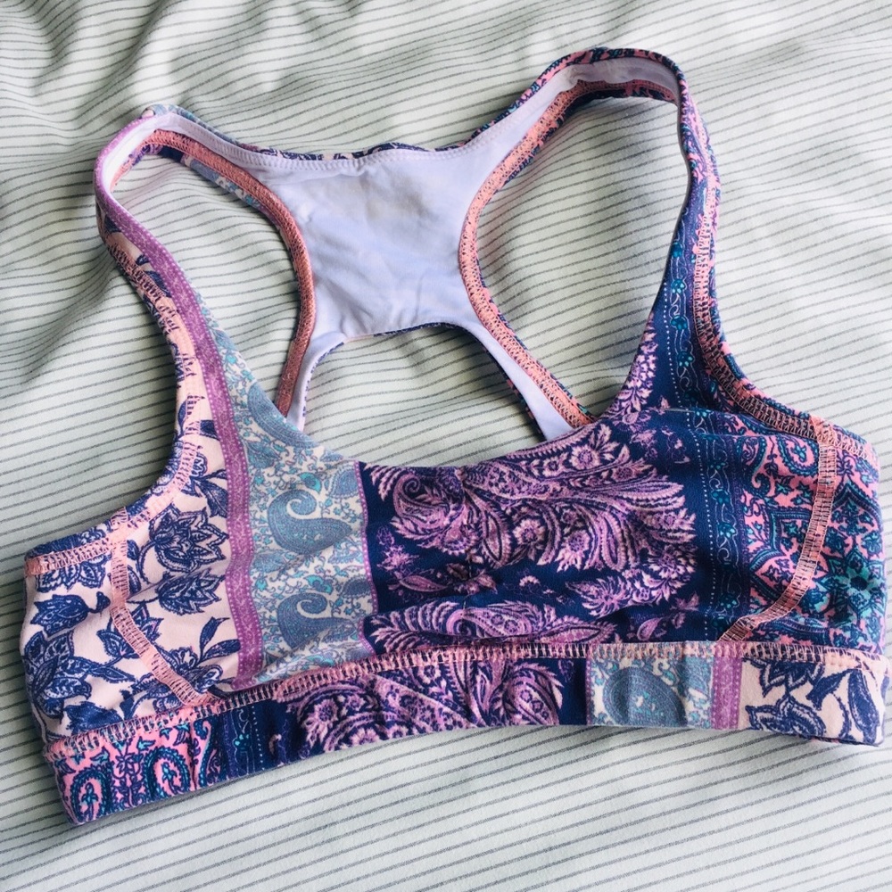 XS Colorful Sports Bra